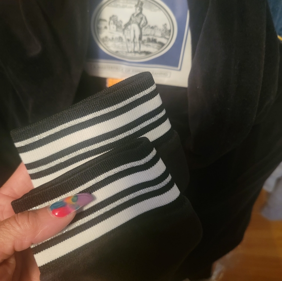 2pc Set $Final Markdown - Picture 6 of 10